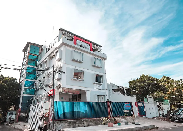 OYO 208 G House Near RS Siloam Pasar Baru Hotel Jakarta