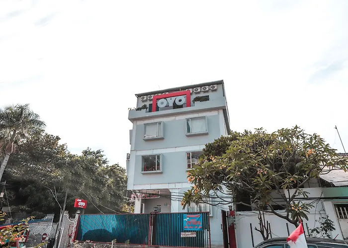OYO 208 G House Near RS Siloam Pasar Baru Hotel Jakarta